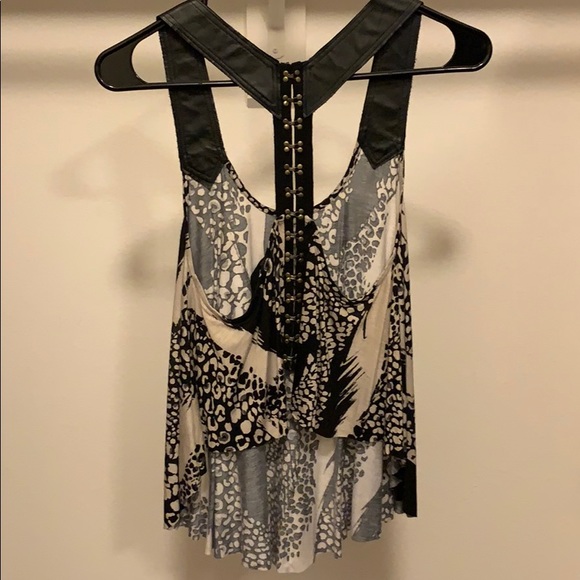 Tank - Picture 2 of 2